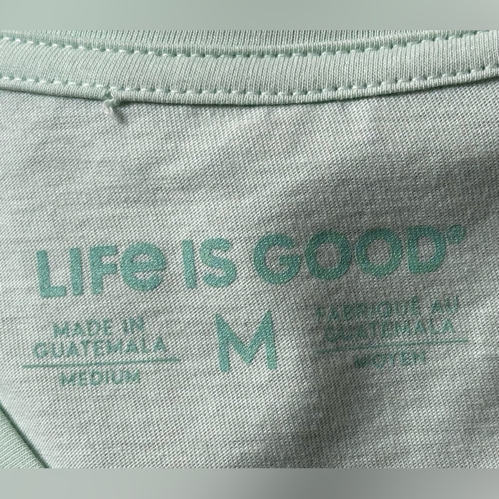 Life Is Good Women’s Fitted Green Short Sleeve Tee - Size Medium - Pre-Loved - Picture 3 of 3